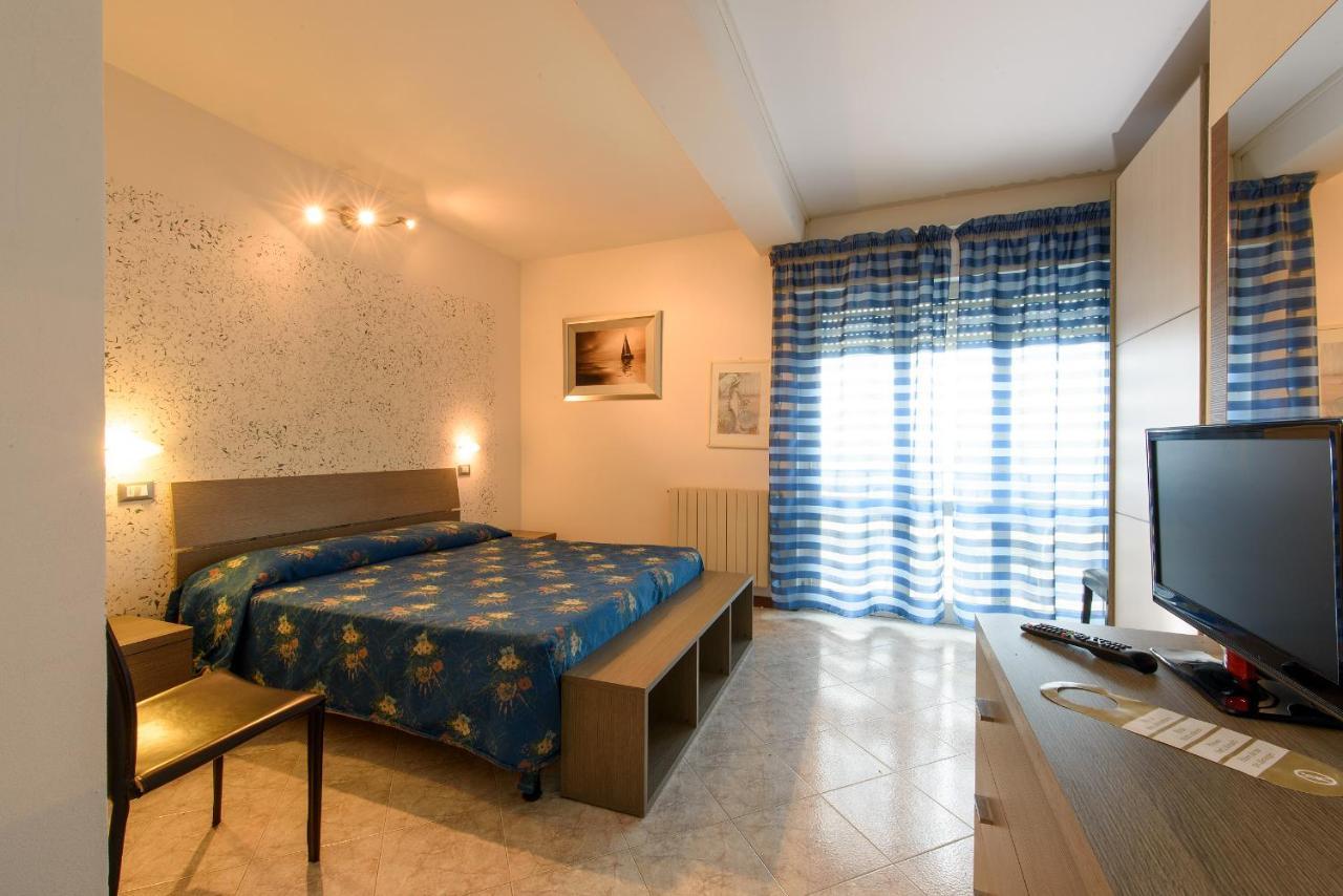 Hotel Residence Villa Jolanda Lido di Camaiore Ngoại thất bức ảnh